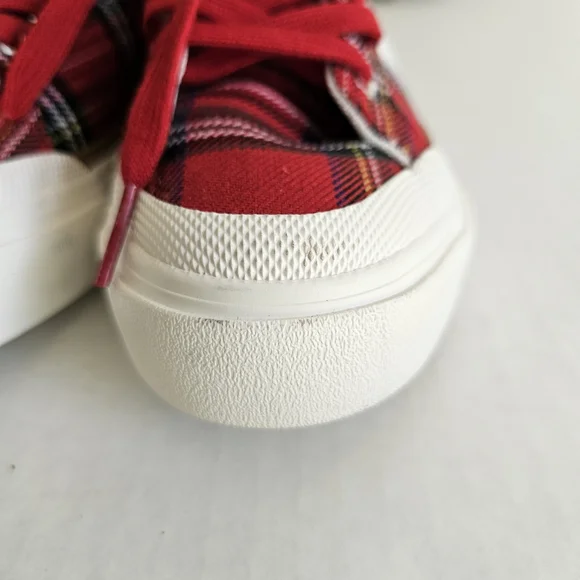 Corkys Thats Her Red Plaid Platform Sneakers Size 7 Lace Up Casual - Picture 12 of 12
